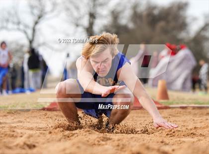 Thumbnail 2 in Brock Track Meet (Field Jumping Events) photogallery.