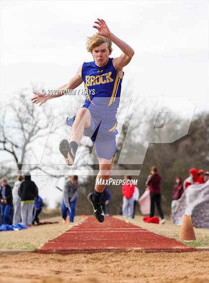 Thumbnail 2 in Brock Track Meet (Field Jumping Events) photogallery.