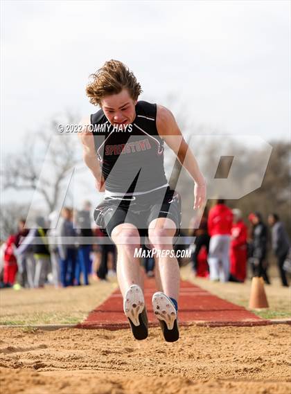Thumbnail 3 in Brock Track Meet (Field Jumping Events) photogallery.