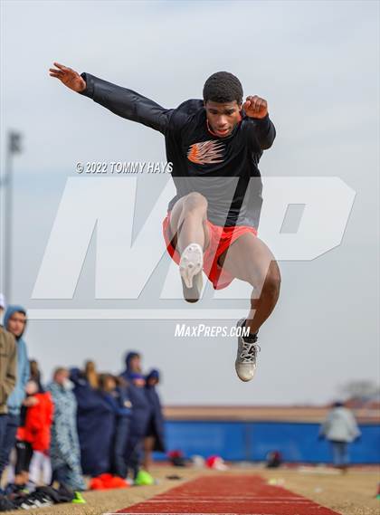 Thumbnail 1 in Brock Track Meet (Field Jumping Events) photogallery.