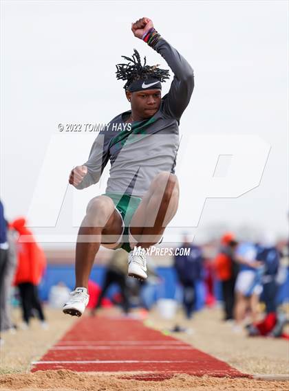 Thumbnail 3 in Brock Track Meet (Field Jumping Events) photogallery.