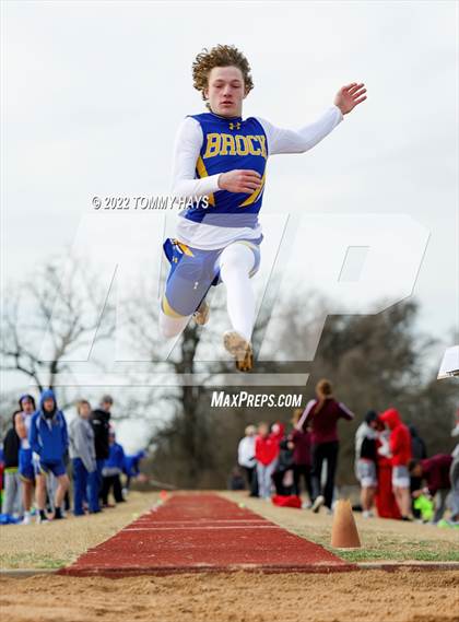 Thumbnail 3 in Brock Track Meet (Field Jumping Events) photogallery.