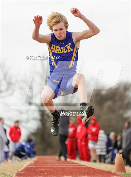 Thumbnail 1 in Brock Track Meet (Field Jumping Events) photogallery.