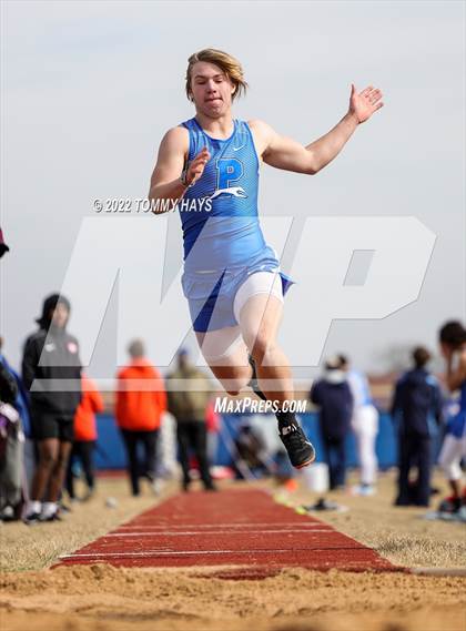 Thumbnail 3 in Brock Track Meet (Field Jumping Events) photogallery.
