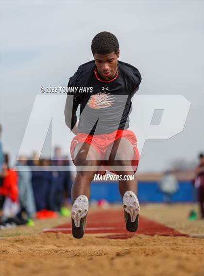 Thumbnail 3 in Brock Track Meet (Field Jumping Events) photogallery.