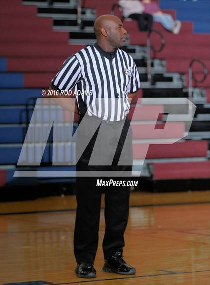 Thumbnail 1 in Lincoln Southeast vs. Lincoln Northeast (Heartland Athletic Conference Tournament) photogallery.