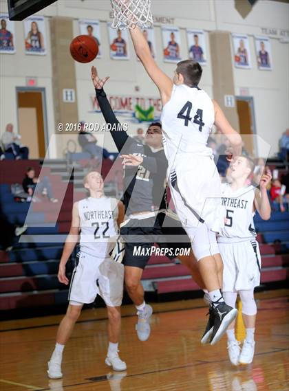 Thumbnail 3 in Lincoln Southeast vs. Lincoln Northeast (Heartland Athletic Conference Tournament) photogallery.