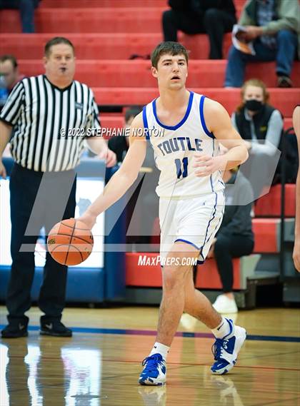 Thumbnail 1 in Toutle Lake vs Ocosta (WIAA 2B District Playoff) photogallery.