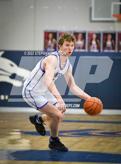 Thumbnail 1 in Toutle Lake vs Ocosta (WIAA 2B District Playoff) photogallery.