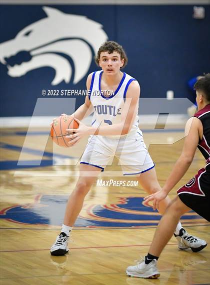 Thumbnail 1 in Toutle Lake vs Ocosta (WIAA 2B District Playoff) photogallery.