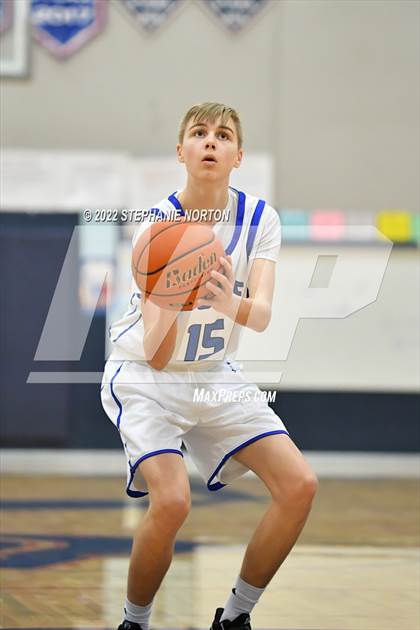 Thumbnail 1 in Toutle Lake vs Ocosta (WIAA 2B District Playoff) photogallery.