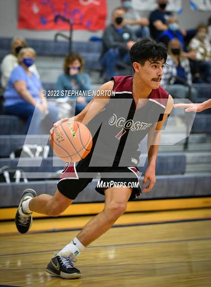 Thumbnail 1 in Toutle Lake vs Ocosta (WIAA 2B District Playoff) photogallery.