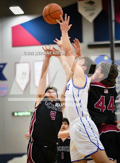 Thumbnail 1 in Toutle Lake vs Ocosta (WIAA 2B District Playoff) photogallery.