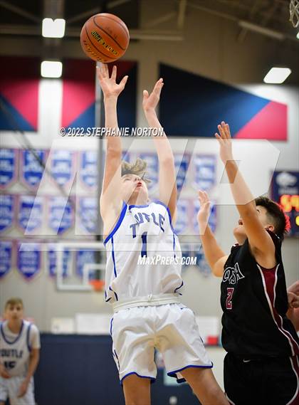 Thumbnail 3 in Toutle Lake vs Ocosta (WIAA 2B District Playoff) photogallery.