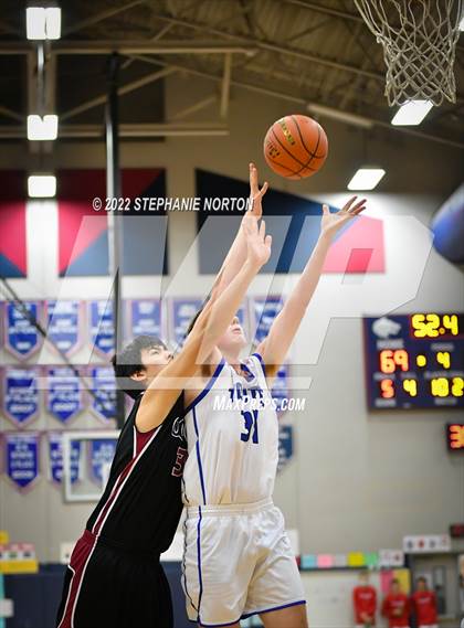 Thumbnail 1 in Toutle Lake vs Ocosta (WIAA 2B District Playoff) photogallery.