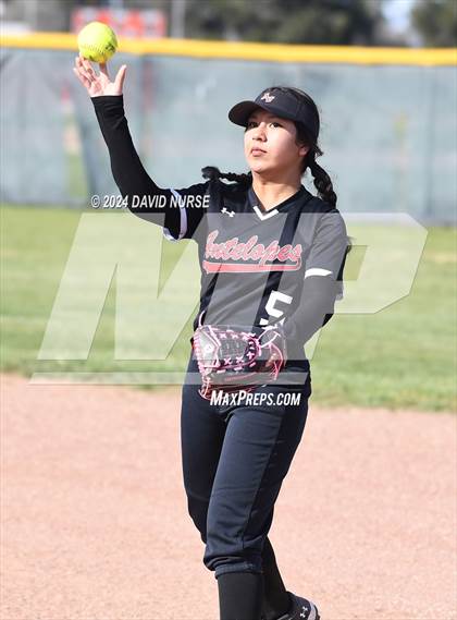 Thumbnail 2 in Littlerock @ Antelope Valley photogallery.