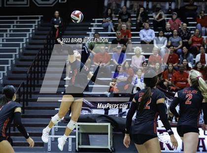 Thumbnail 3 in Lovejoy vs Forney (UIL 5A Region 2 Quarter-Final Playoff) photogallery.
