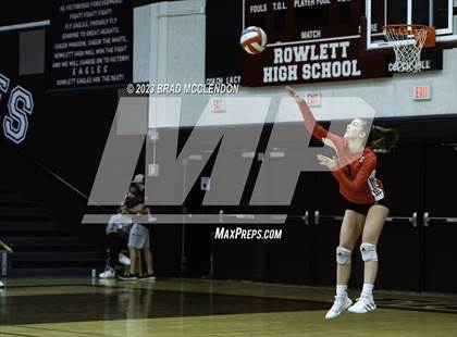 Thumbnail 3 in Lovejoy vs Forney (UIL 5A Region 2 Quarter-Final Playoff) photogallery.