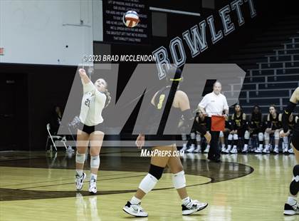 Thumbnail 1 in Lovejoy vs Forney (UIL 5A Region 2 Quarter-Final Playoff) photogallery.