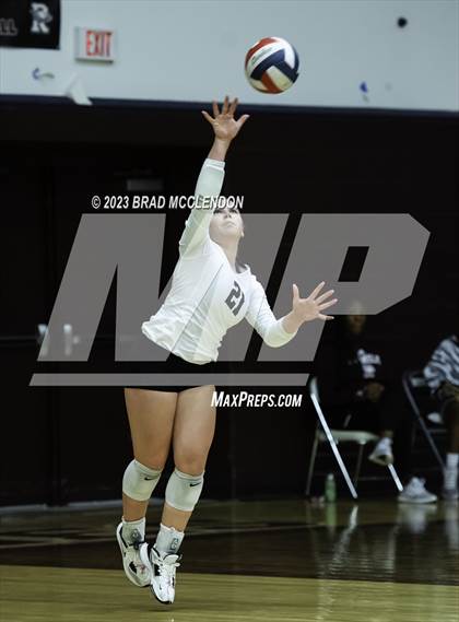 Thumbnail 1 in Lovejoy vs Forney (UIL 5A Region 2 Quarter-Final Playoff) photogallery.