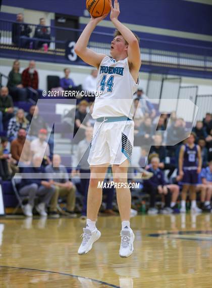 Thumbnail 2 in Westlake vs. Farmington (Charger Tournament of Champions) photogallery.
