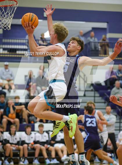 Thumbnail 2 in Westlake vs. Farmington (Charger Tournament of Champions) photogallery.