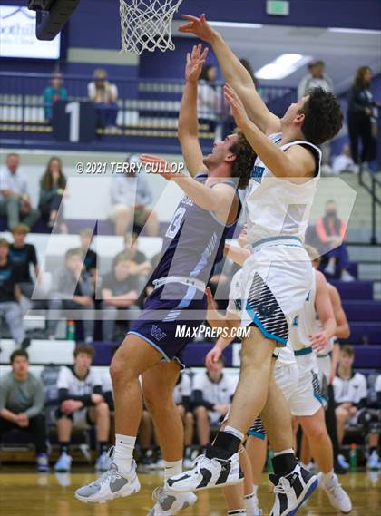 Thumbnail 3 in Westlake vs. Farmington (Charger Tournament of Champions) photogallery.