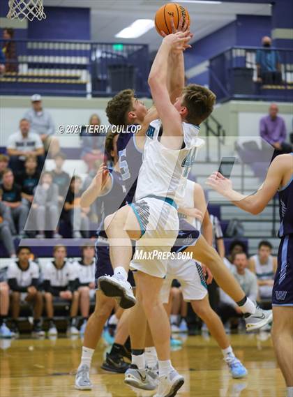 Thumbnail 2 in Westlake vs. Farmington (Charger Tournament of Champions) photogallery.
