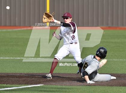Thumbnail 2 in St. Michael's vs Legacy Christian Academy (Texas Private School Classic) photogallery.