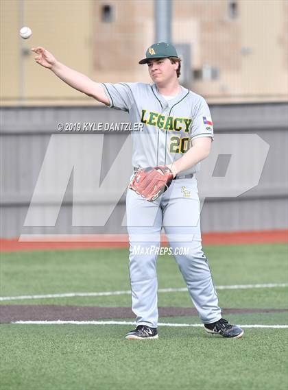 Thumbnail 3 in St. Michael's vs Legacy Christian Academy (Texas Private School Classic) photogallery.