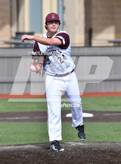 Thumbnail 1 in St. Michael's vs Legacy Christian Academy (Texas Private School Classic) photogallery.