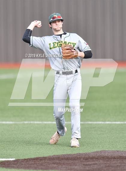 Thumbnail 2 in St. Michael's vs Legacy Christian Academy (Texas Private School Classic) photogallery.