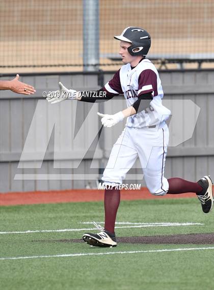 Thumbnail 1 in St. Michael's vs Legacy Christian Academy (Texas Private School Classic) photogallery.