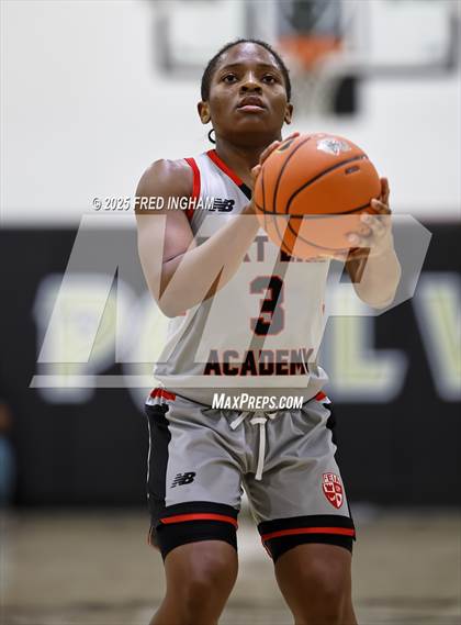 Thumbnail 1 in Bishop McNamara vs. Varsity Opponent photogallery.