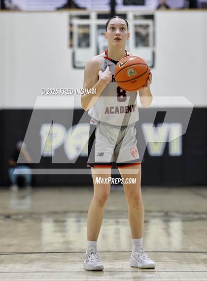 Thumbnail 2 in Bishop McNamara vs. Varsity Opponent photogallery.