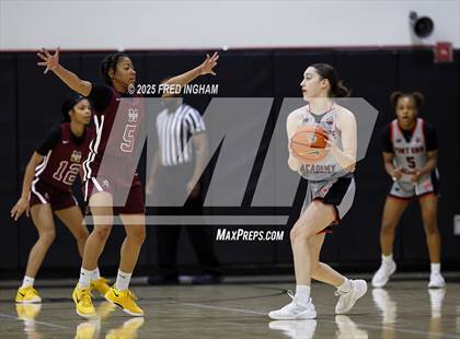 Thumbnail 1 in Bishop McNamara vs. Varsity Opponent photogallery.