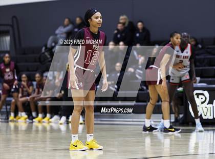 Thumbnail 3 in Bishop McNamara vs. Varsity Opponent photogallery.