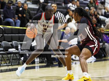 Thumbnail 2 in Bishop McNamara vs. Varsity Opponent photogallery.