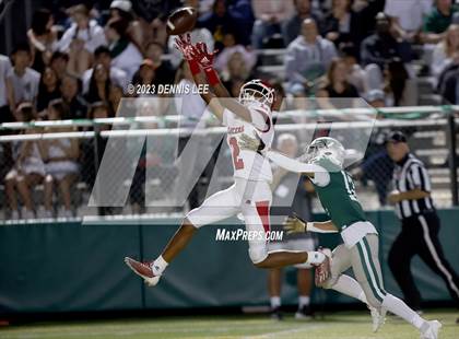 Thumbnail 3 in Orange Lutheran @ De La Salle photogallery.