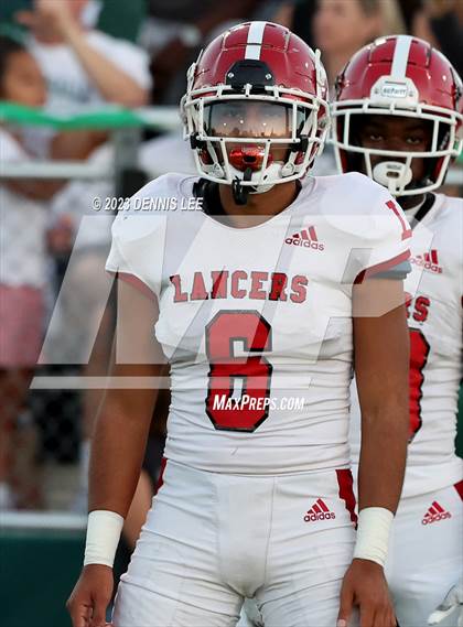 Thumbnail 2 in Orange Lutheran @ De La Salle photogallery.