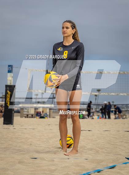 Thumbnail 1 in Foothill vs. Yorba Linda photogallery.