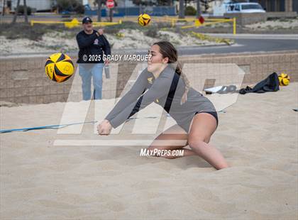 Thumbnail 2 in Foothill vs. Yorba Linda photogallery.