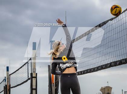 Thumbnail 2 in Foothill vs. Yorba Linda photogallery.