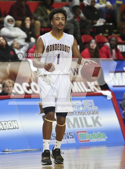 Thumbnail 3 in Irondequoit vs. Amityville (NYSPHSAA Class A Semifinal) photogallery.