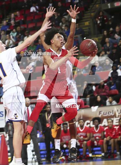 Thumbnail 2 in Irondequoit vs. Amityville (NYSPHSAA Class A Semifinal) photogallery.