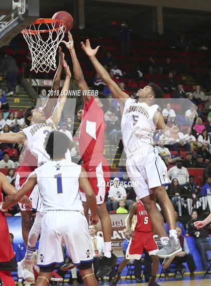 Thumbnail 2 in Irondequoit vs. Amityville (NYSPHSAA Class A Semifinal) photogallery.