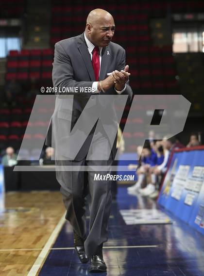 Thumbnail 1 in Irondequoit vs. Amityville (NYSPHSAA Class A Semifinal) photogallery.