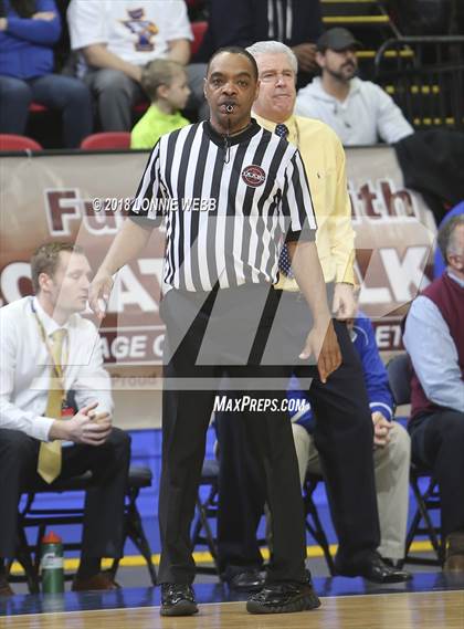 Thumbnail 1 in Irondequoit vs. Amityville (NYSPHSAA Class A Semifinal) photogallery.