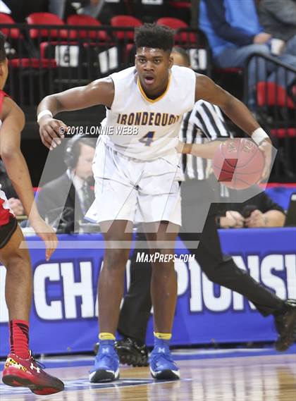 Thumbnail 3 in Irondequoit vs. Amityville (NYSPHSAA Class A Semifinal) photogallery.