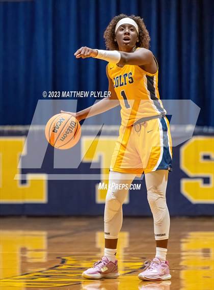 Thumbnail 2 in Western Alamance vs Cape Fear (NCHSAA 3A Third Round) photogallery.
